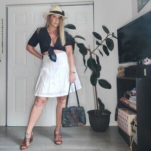 𝅺crisp WHITE 100% COTTON TEXTURED DOTTED SKIRT